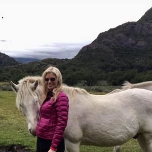 Meet your Posher, Jeanne